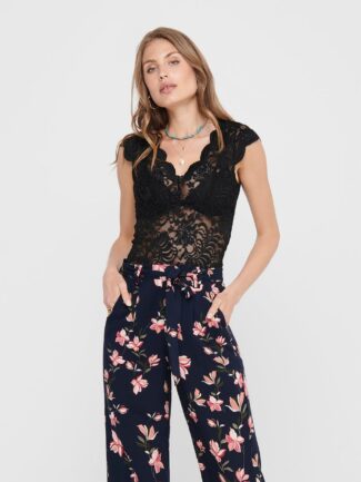 Μπλούζα Δαντέλα Διάφανη Αμάνικη Μαύρη